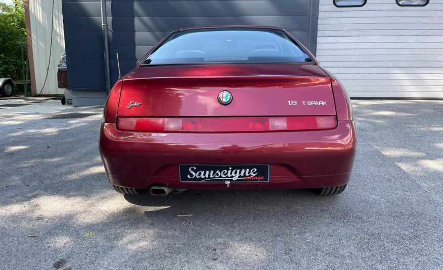 Alfa-Romeo GTV