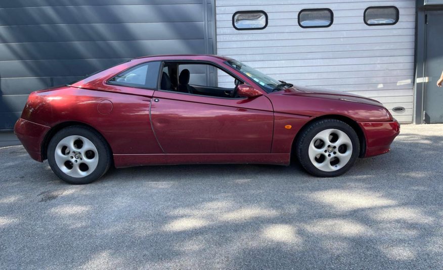 Alfa-Romeo GTV