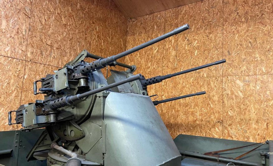 Véhicule à chenille Half-Track