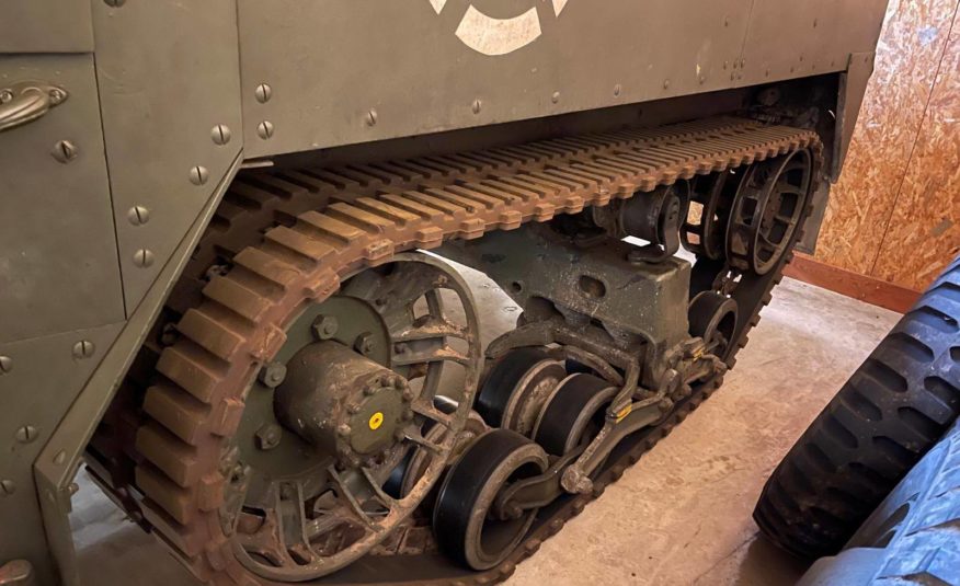 Véhicule à chenille Half-Track