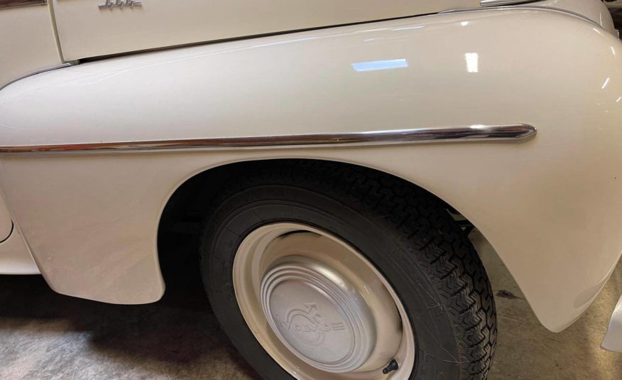 Volvo P444 (Sur demande)