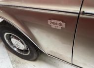Volvo 264 (Sur demande)