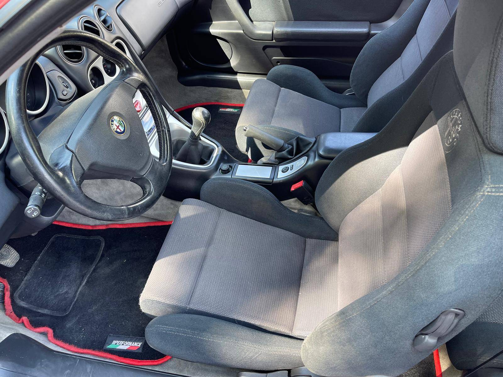 Alfa-Romeo (916) 1.8 i 16V Twin Spark coupé 144cv