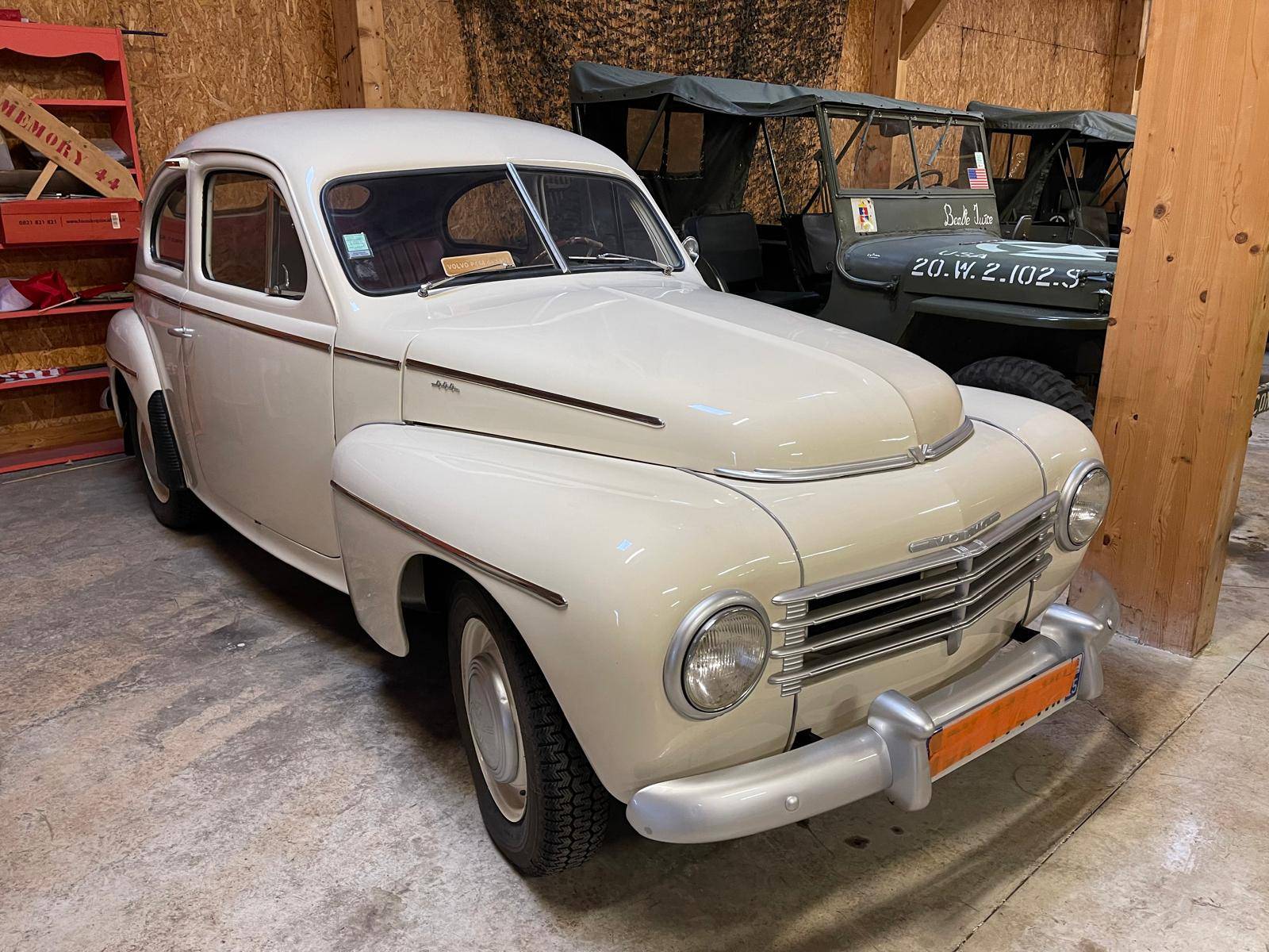 Volvo P444 (Sur demande)