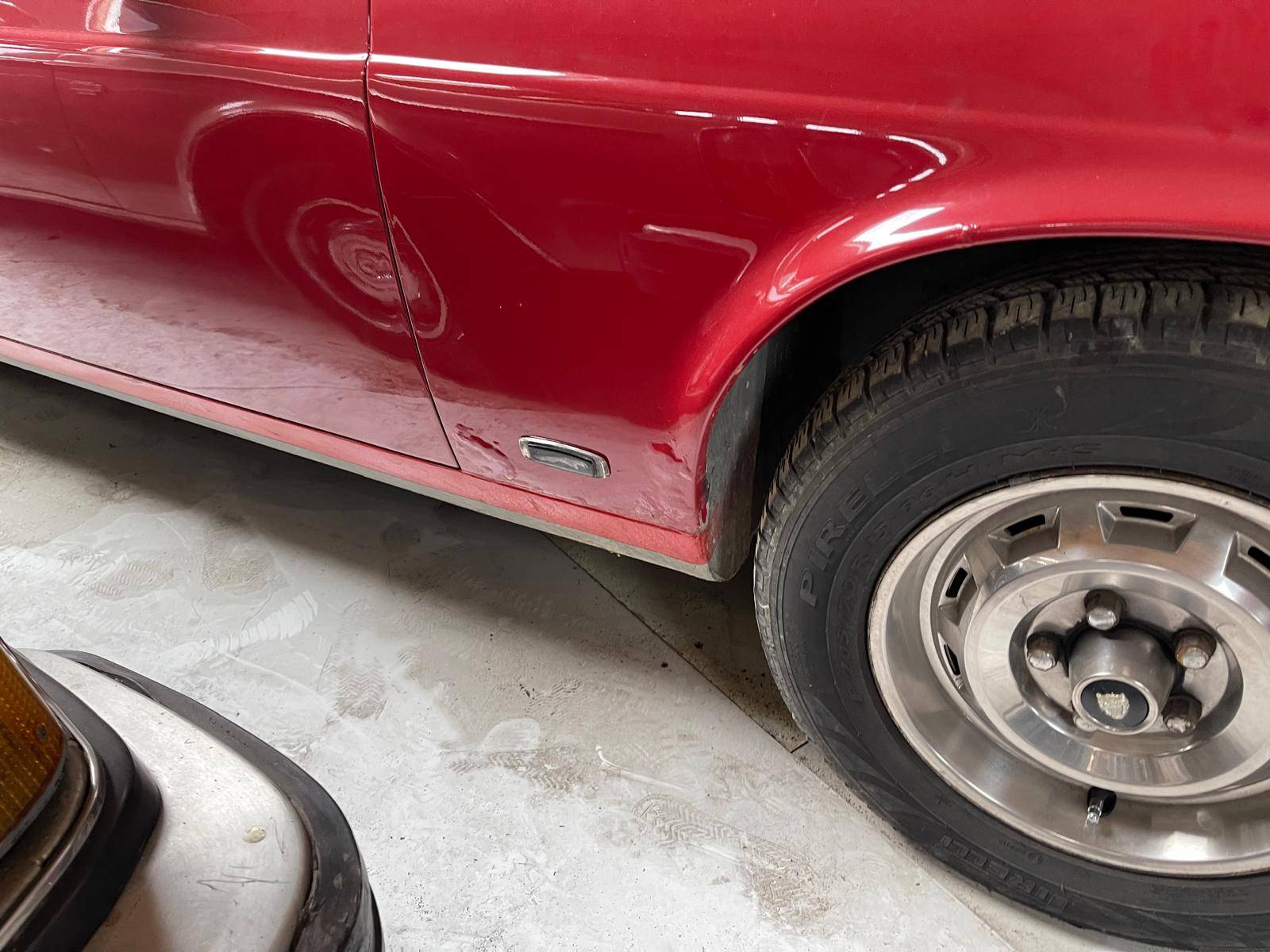 Jaguar XJ6 4.2 (Sur demande)