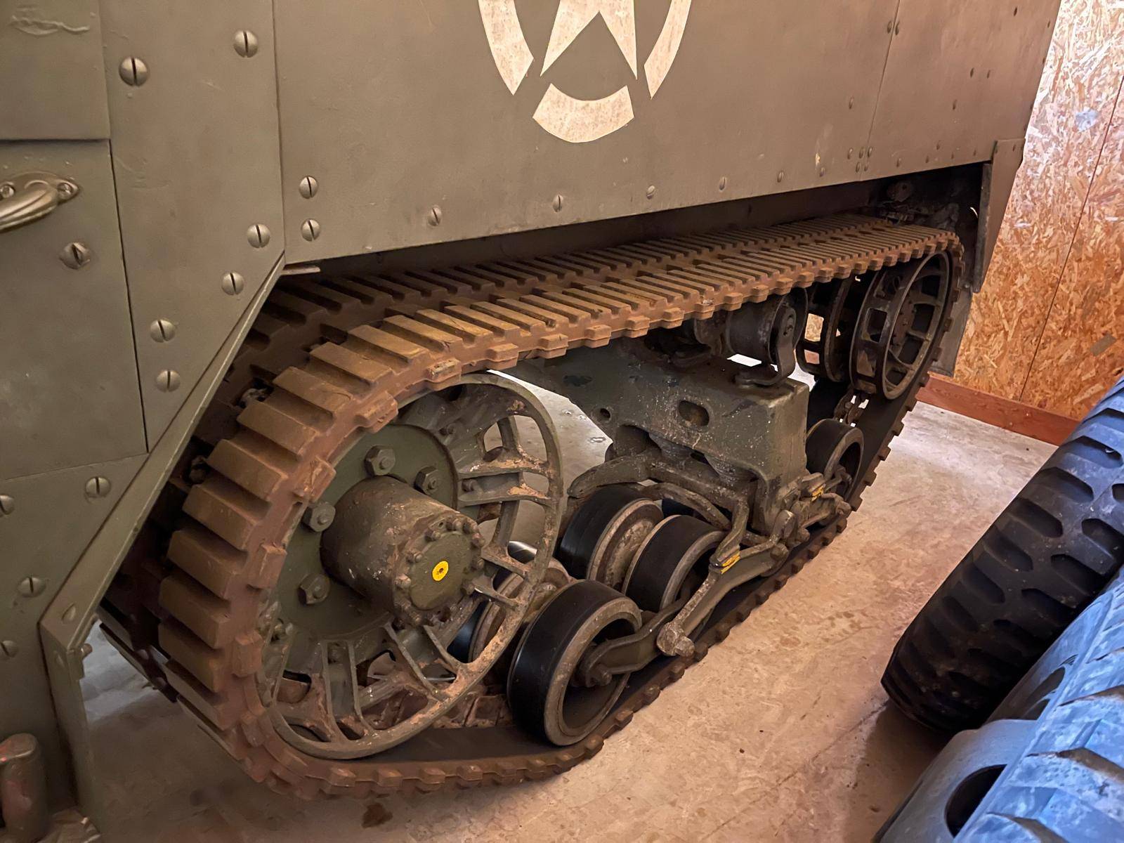 Véhicule à chenille Half-Track