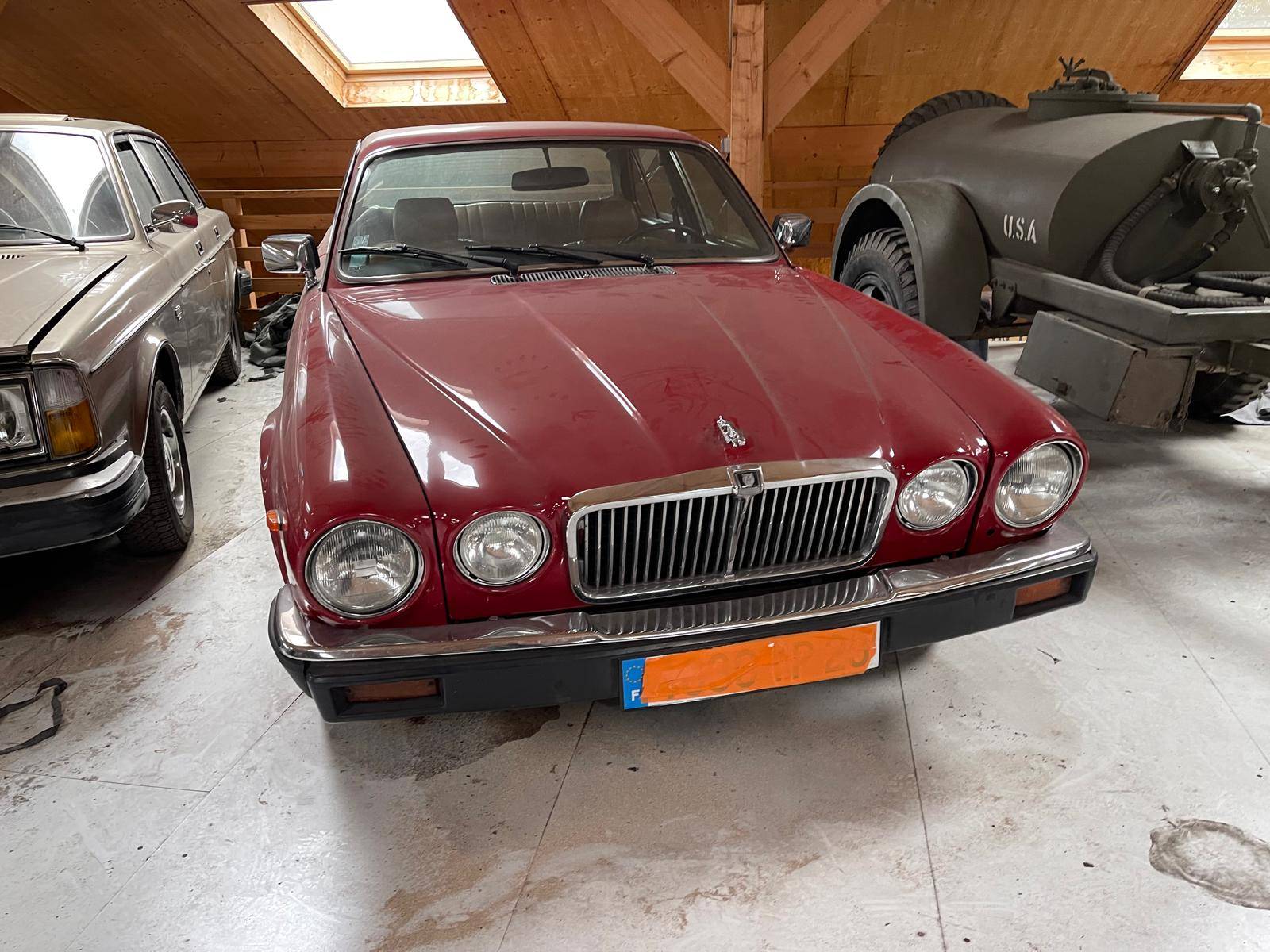 Jaguar XJ6 4.2 (Sur demande)