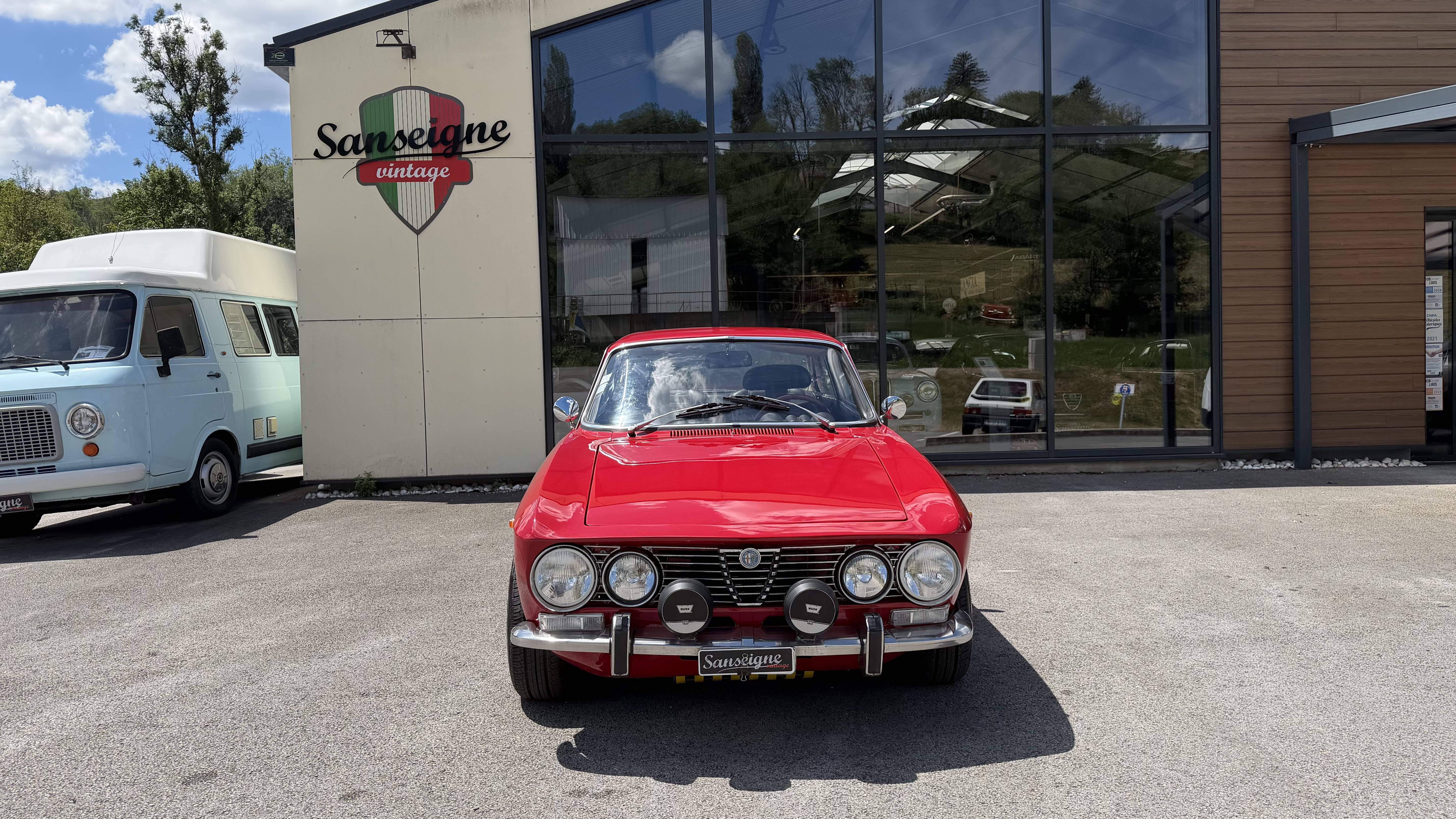 Alfa-Romeo 2000 GTV Bertone