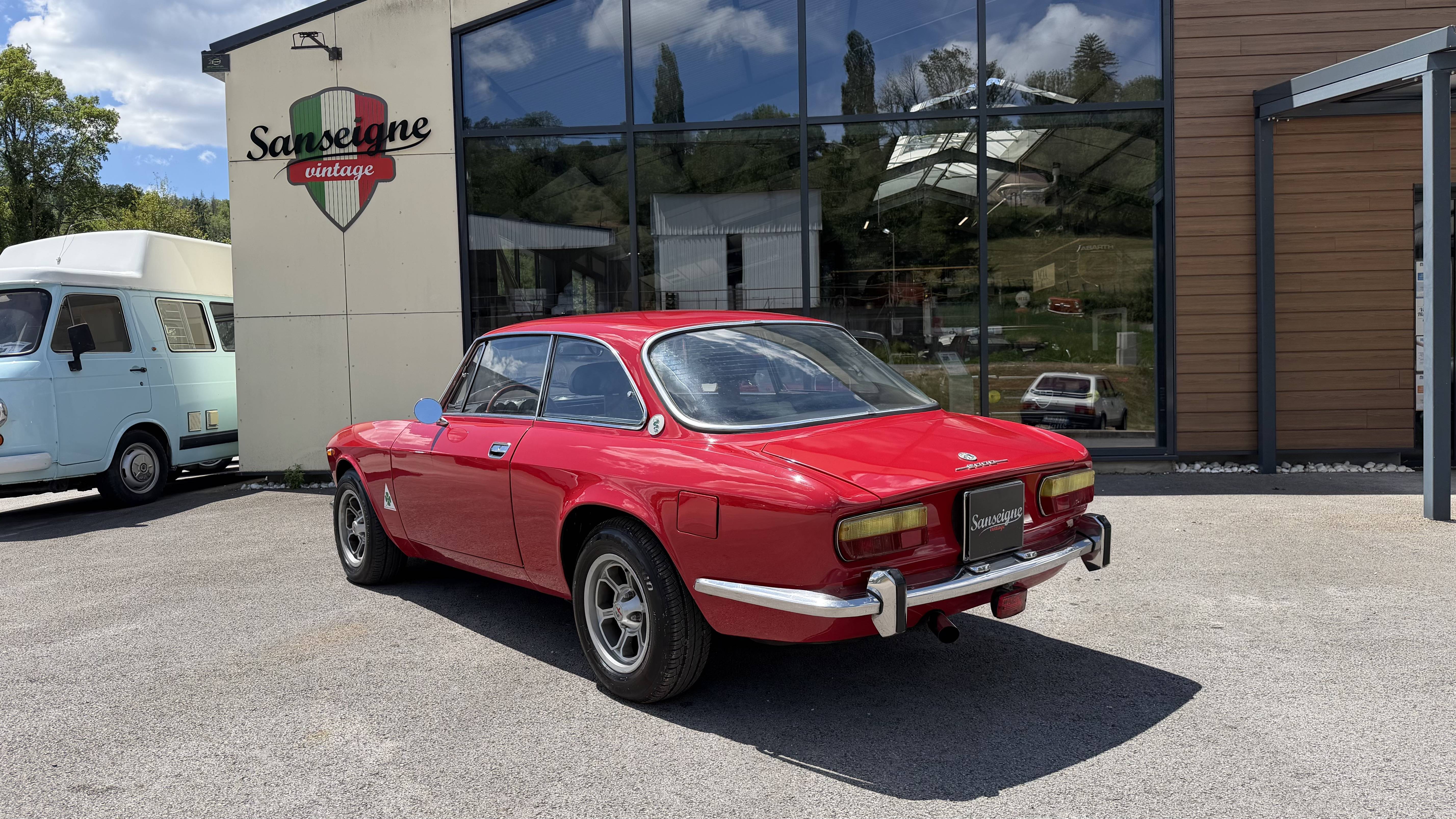 Alfa-Romeo 2000 GTV Bertone