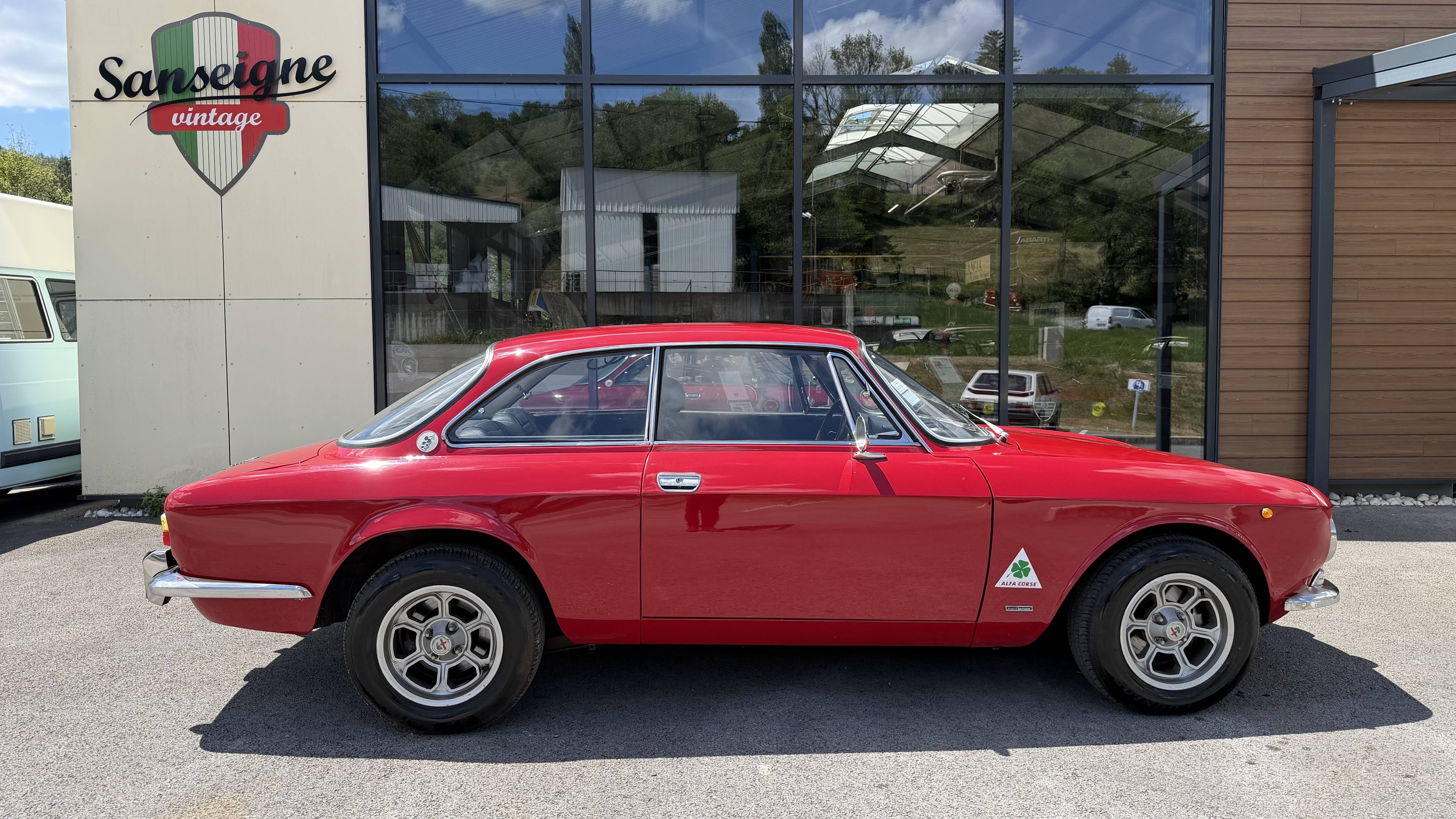 Alfa-Romeo 2000 GTV Bertone