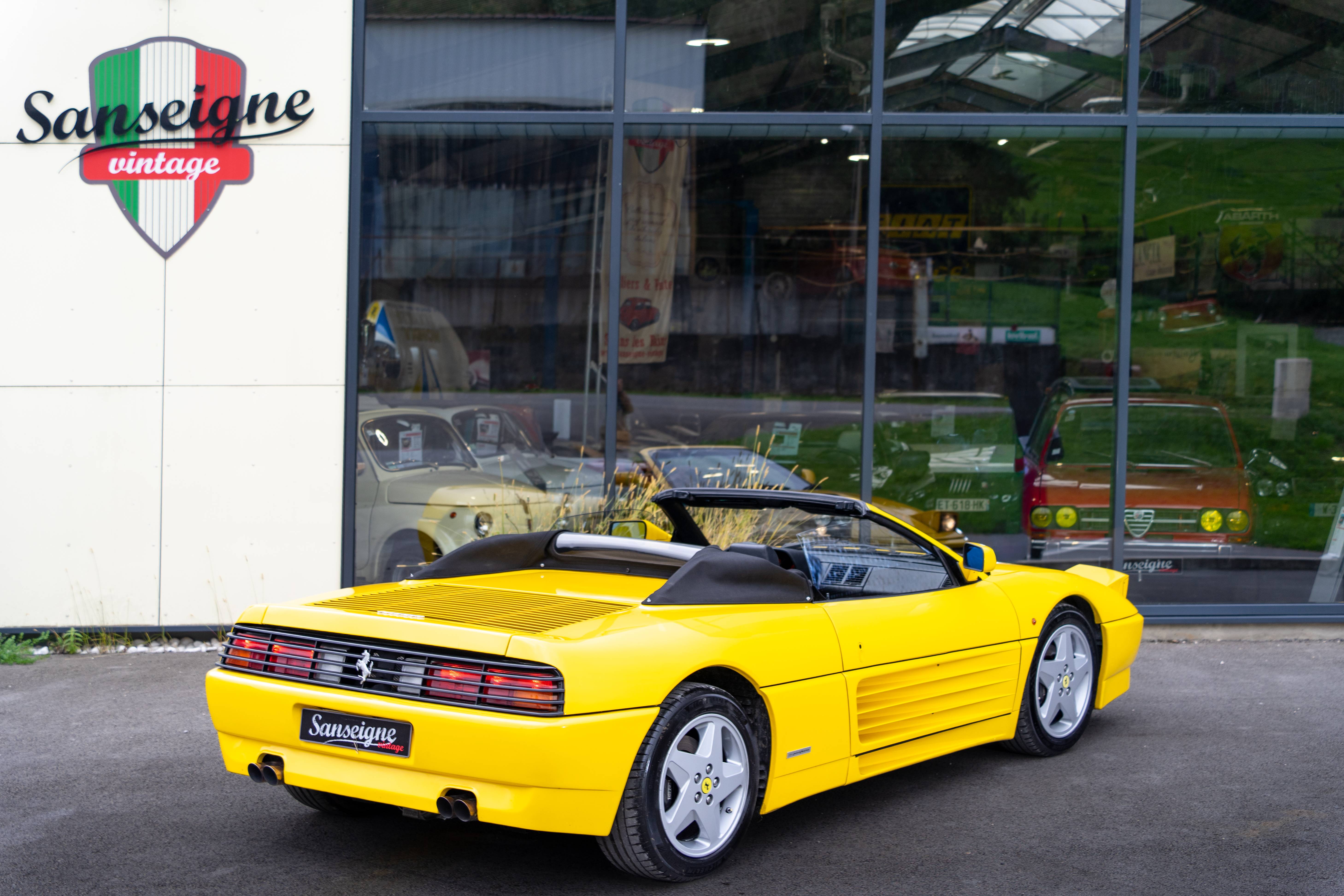 Ferrari 348 Spider V8 3.4